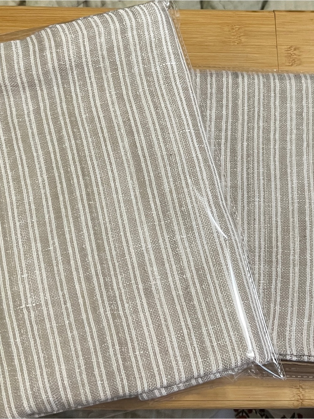 NWT - Villa 75% linen 25% cotton pillow covers / cases PAIR tan stripe - Picture 6 of 10